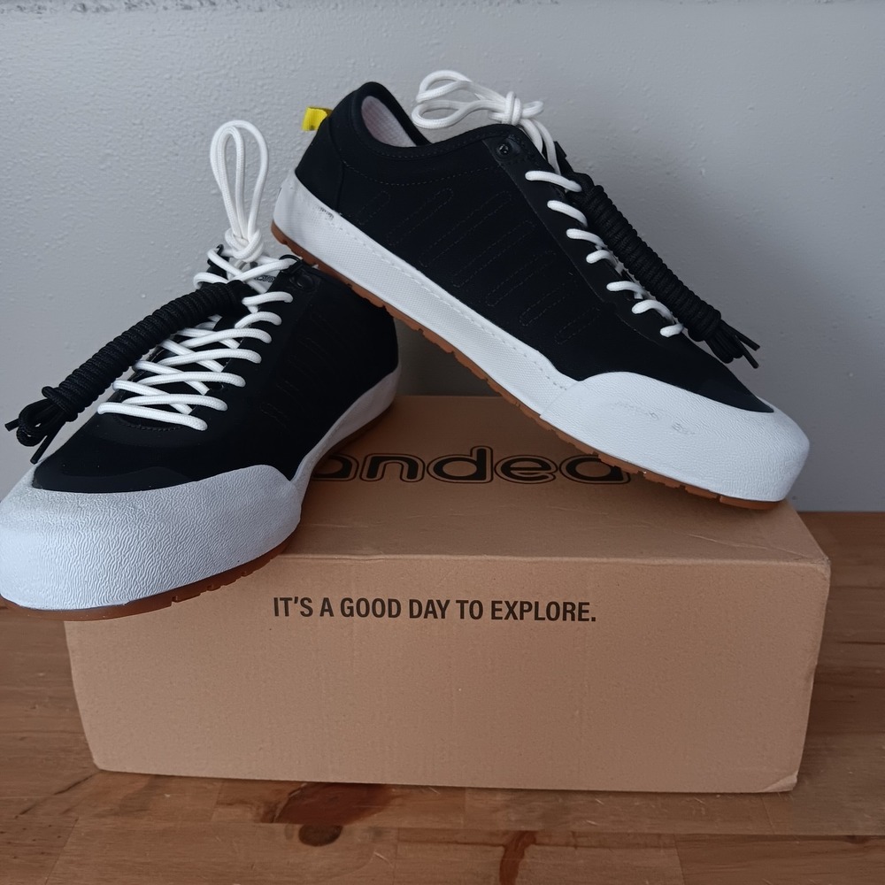 LANDED |THE OVERLOOK| UNISEX 11.5 Womens 10 Mens Black Walking Skater Shoes